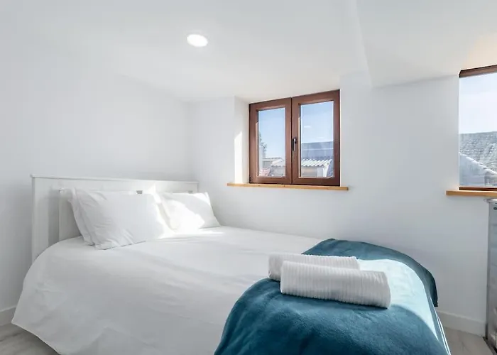 Chic Loft With Garden, Sleeps 4 Διαμέρισμα *